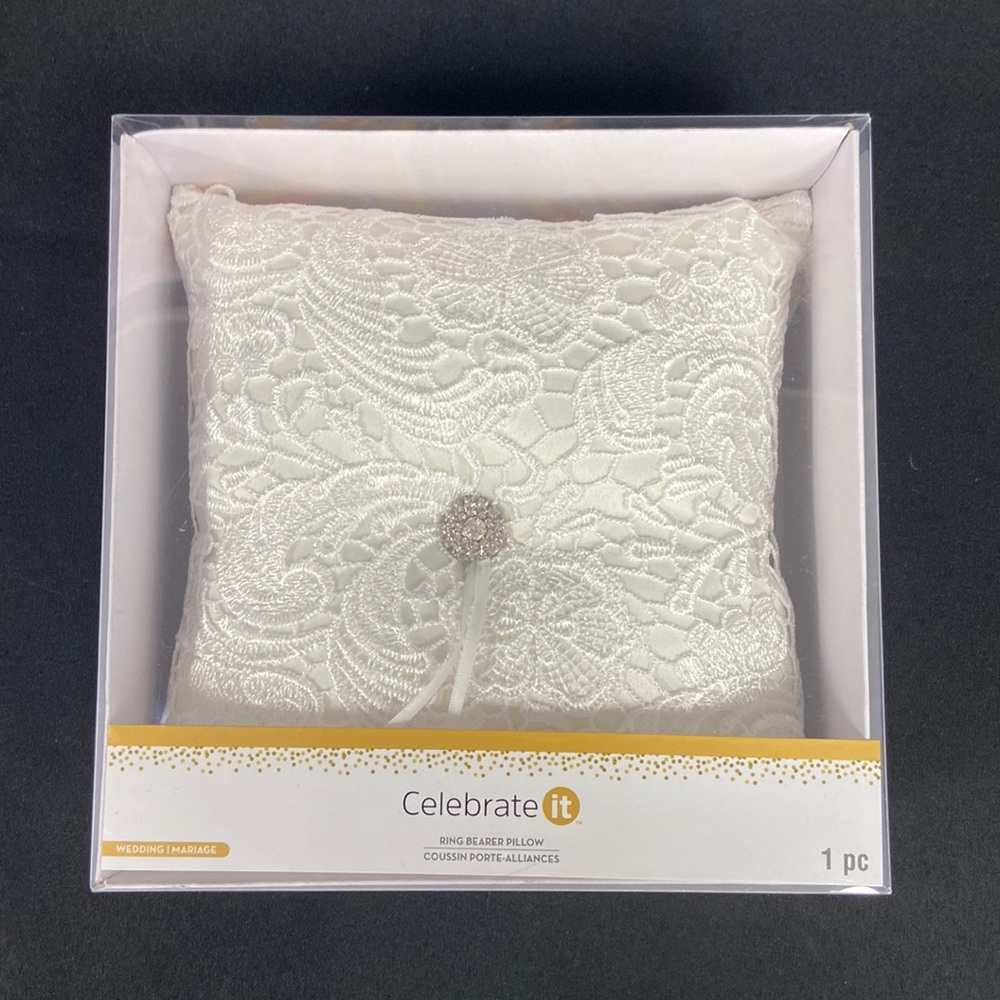 Celebrate It Ring Bearer Pillow (4208).. I don’t have the box ..